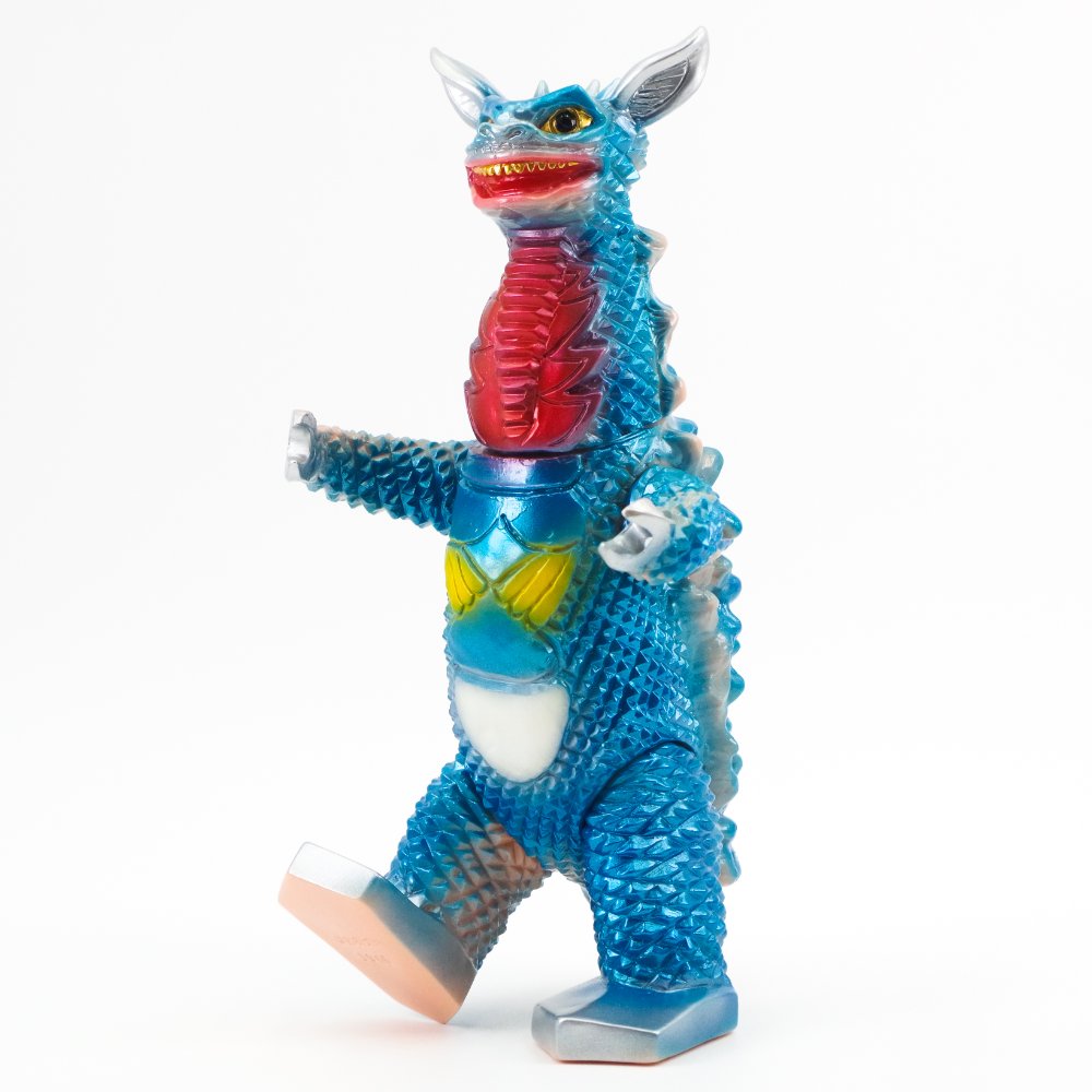 4月4日(金)から《はじめてのウルトラマン展》福岡会場で発売開始