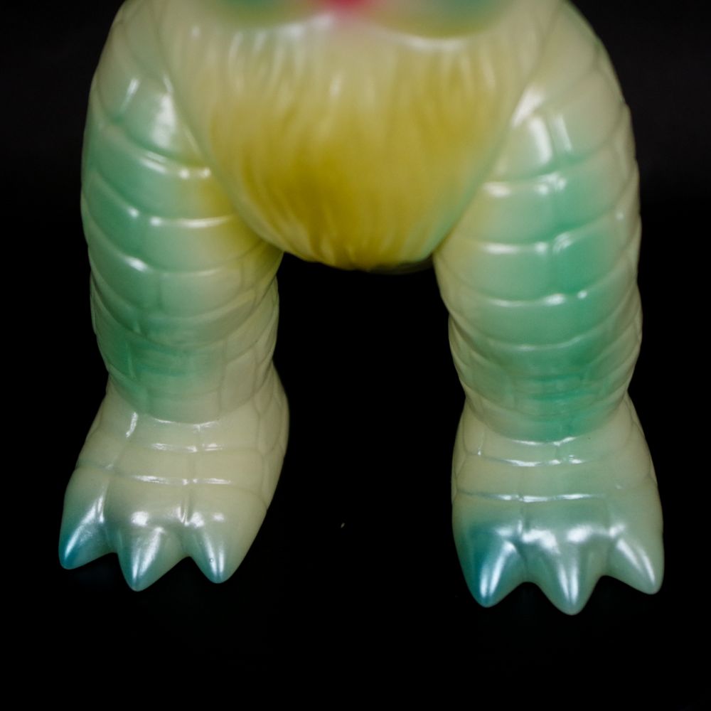 少年リック WF2025夏 大怪獣シリーズ ルナチクス 蓄光Ver. ソフビ 大