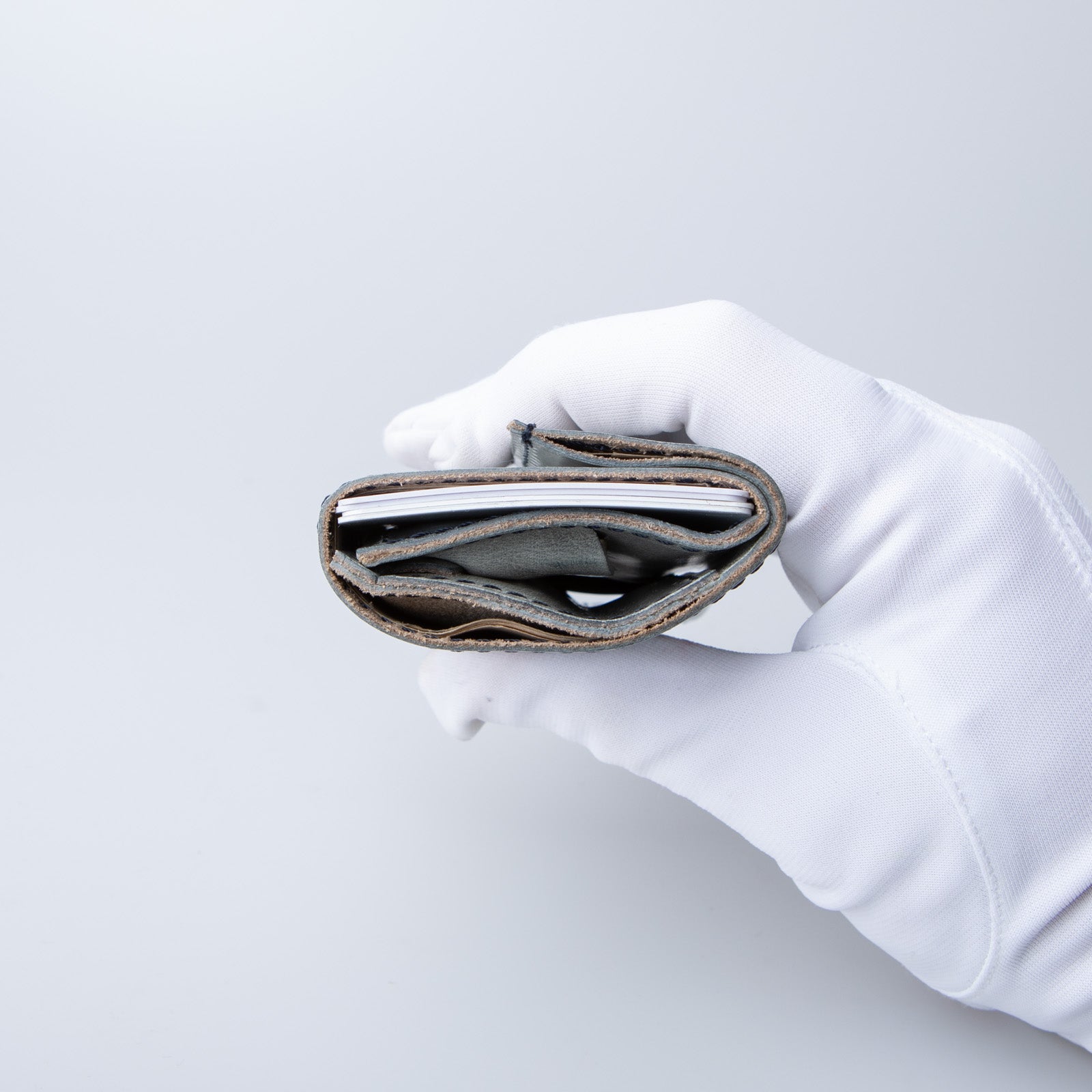 三つ折り財布 ホワイトワックス レザー JAPAN FACTORY – Hallelujah