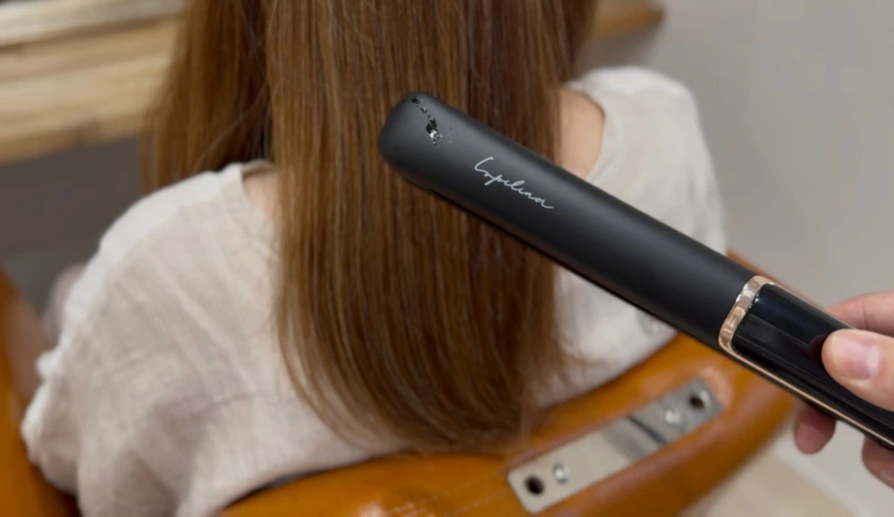 ルピリーナのヘアアイロンを美容師が口コミ評価！リファや絹女との違い