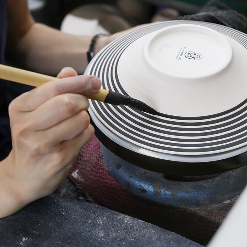 藍駒 三つ足大鉢 | すべて | マルヒロオンラインショップ