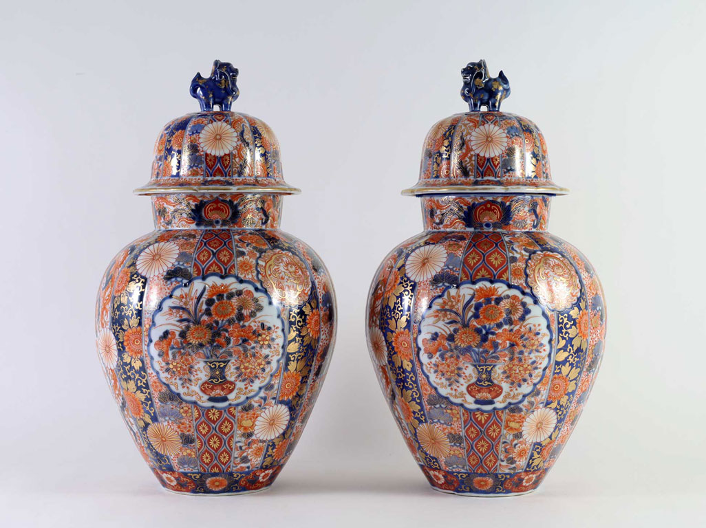 T18 豪華 有田焼 染錦「夢右衛門」沈香壺 高さ118㎝ 伊万里焼