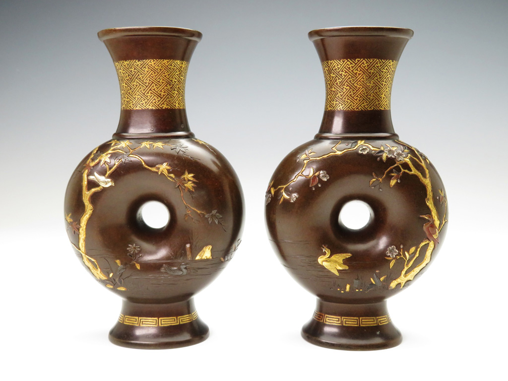 真塗り 螺鈿 草華紋 四方卓 香炉台 仏教美術(K-YC341) 【公式通販】