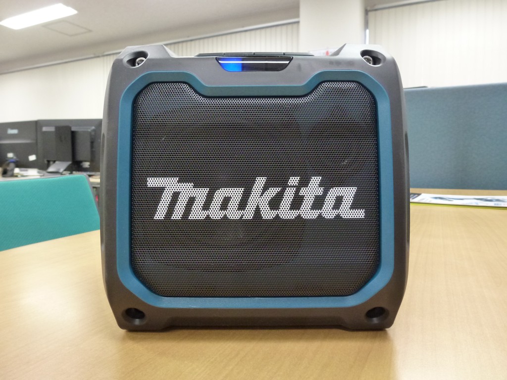 Bluetooth対応で簡単便利！ 充電式で現場やアウトドアにも最適！マキタ