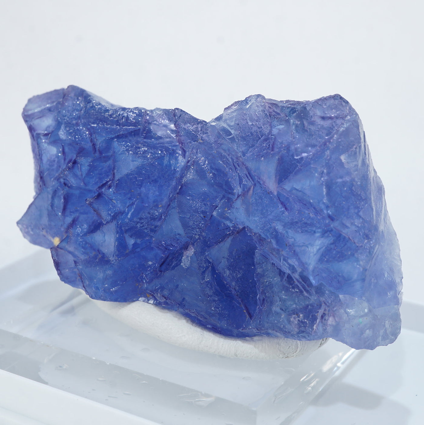 中国新疆ウイグル自治区産 ブルーフローライト – 天然石ハッピーギフト