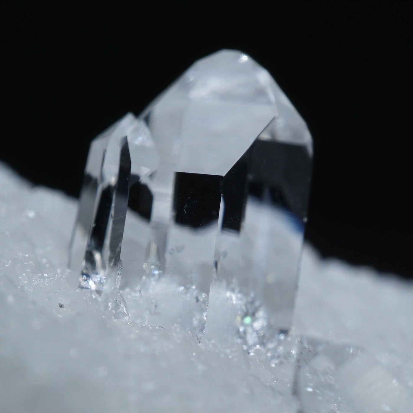 イタリア・カラーラ産 水晶 – 天然石ハッピーギフト