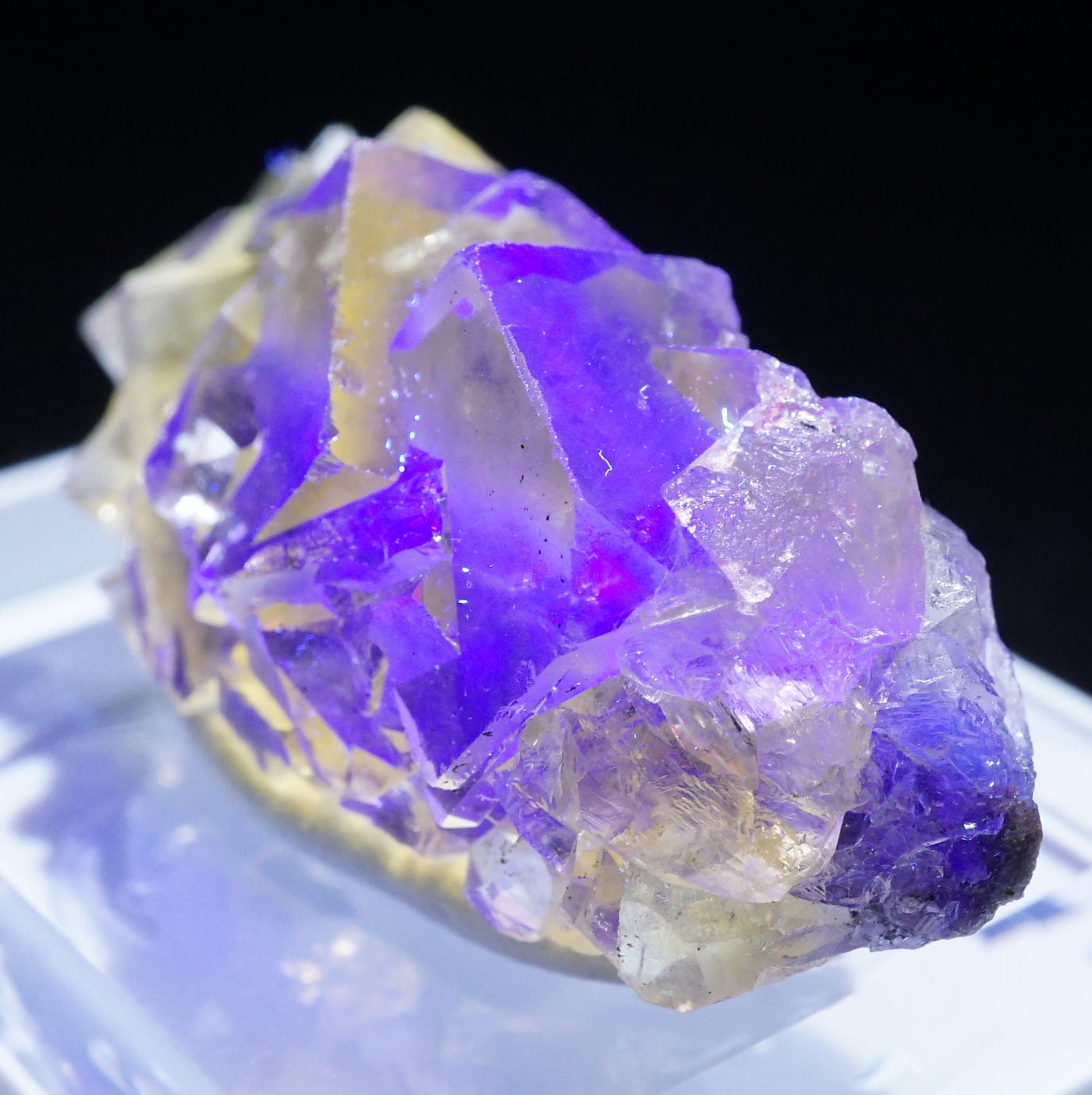 ナミビア Okorusu産 フローライト – 天然石ハッピーギフト