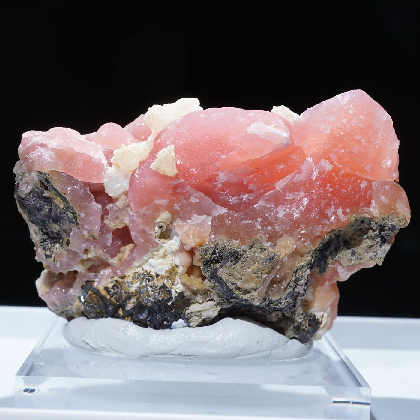 南アフリカ発 鉱石で出来た貴重なサイの置物 60～70年代