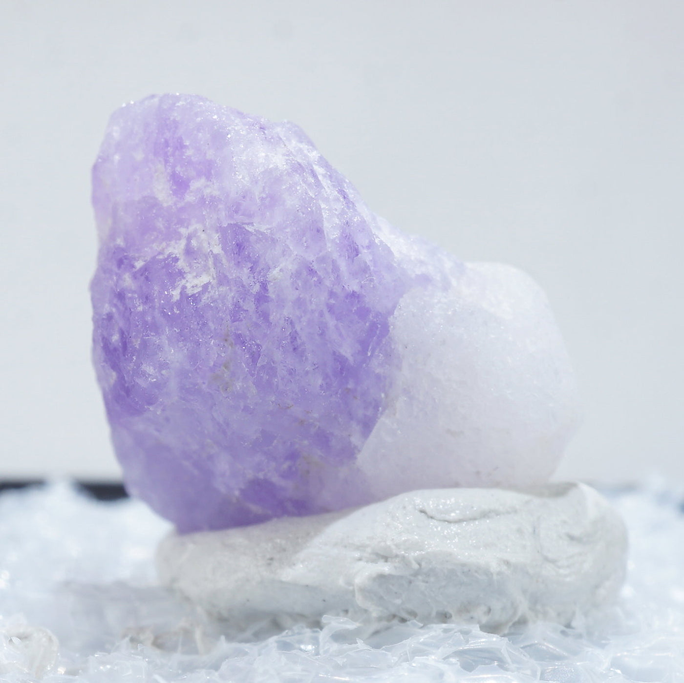 蛍光》アフガニスタン産 ハックマナイト – 天然石ハッピーギフト