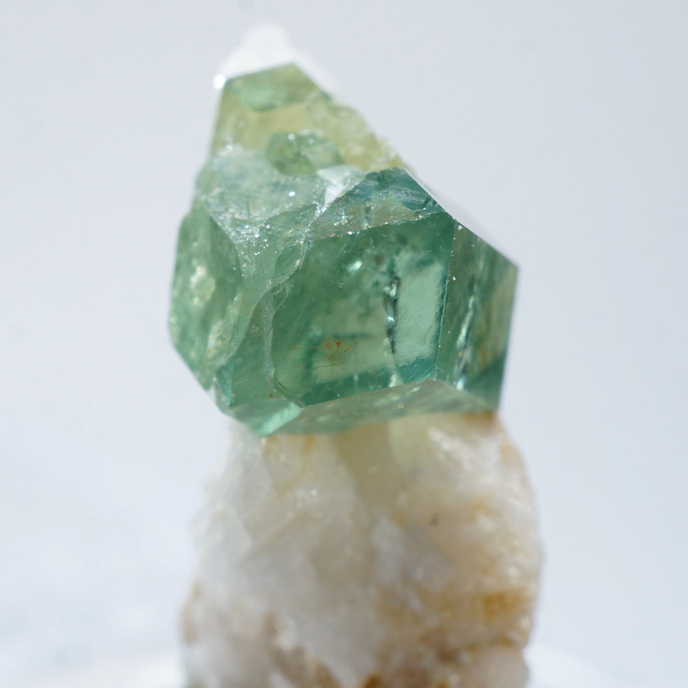 ナミビア産 デマントイドガーネット|ハッピーギフト – 天然石ハッピー