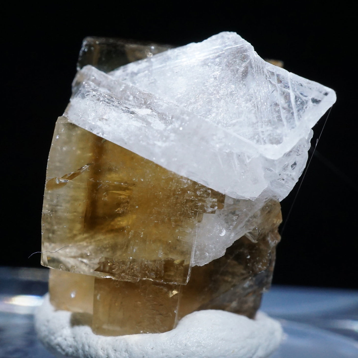 アメリカ・オハイオ州産 フローライト – 天然石ハッピーギフト