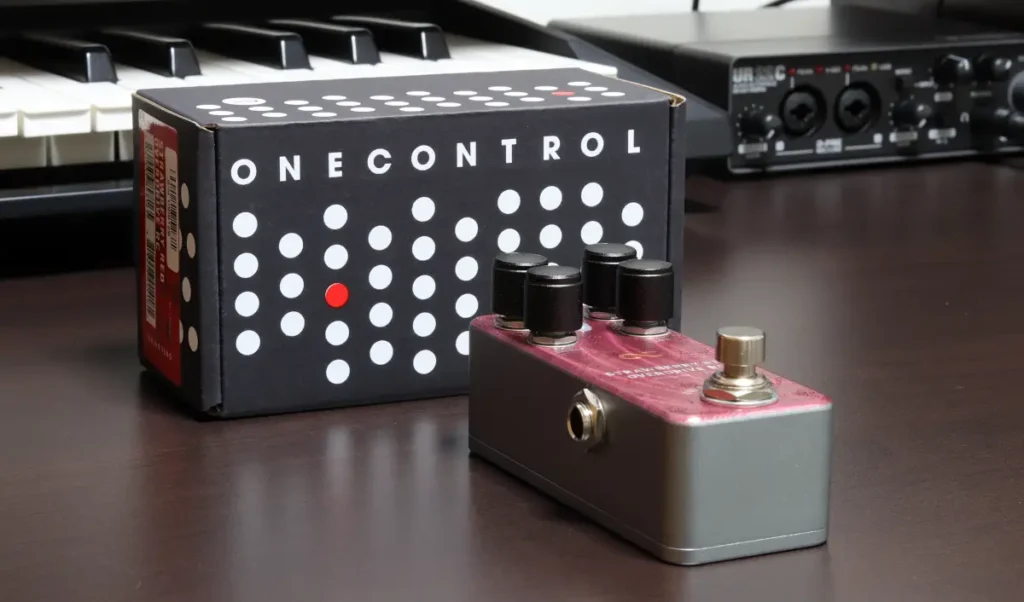 配信機器・PA機器・レコーディング機器 One Control Strawberry Red