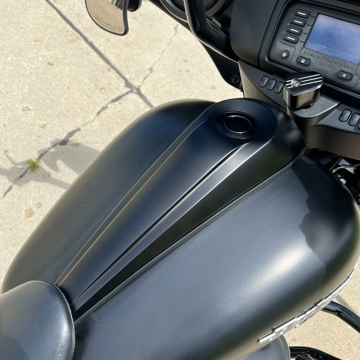 ハーレー純正 フォージドカーボンファイバー タンクコンソール