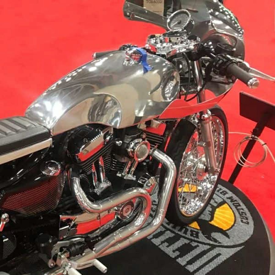 スポーツスターインジェクション用タンク XL1200V XL1200Xサイズ