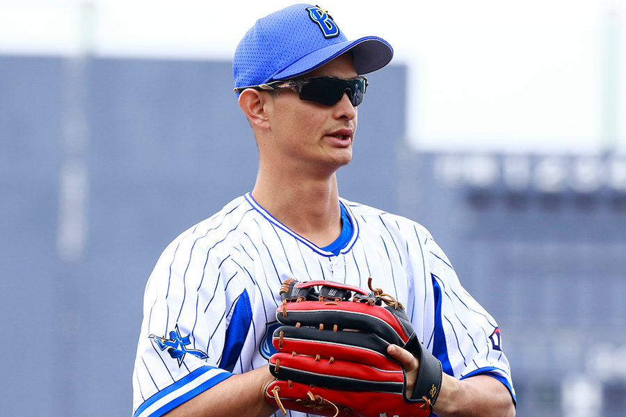 横浜 DeNA ベイスターズ 乙坂智 NICO33 手袋 実使用 サイン ミズノ