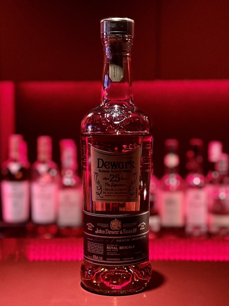 新品】Dewar'sデュワーズ 25年 ウイスキー 箱付き Amazon.co.jp
