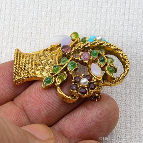 Swoboda スワボダ-天然石-野の花バスケット・ブローチ – アンティーク