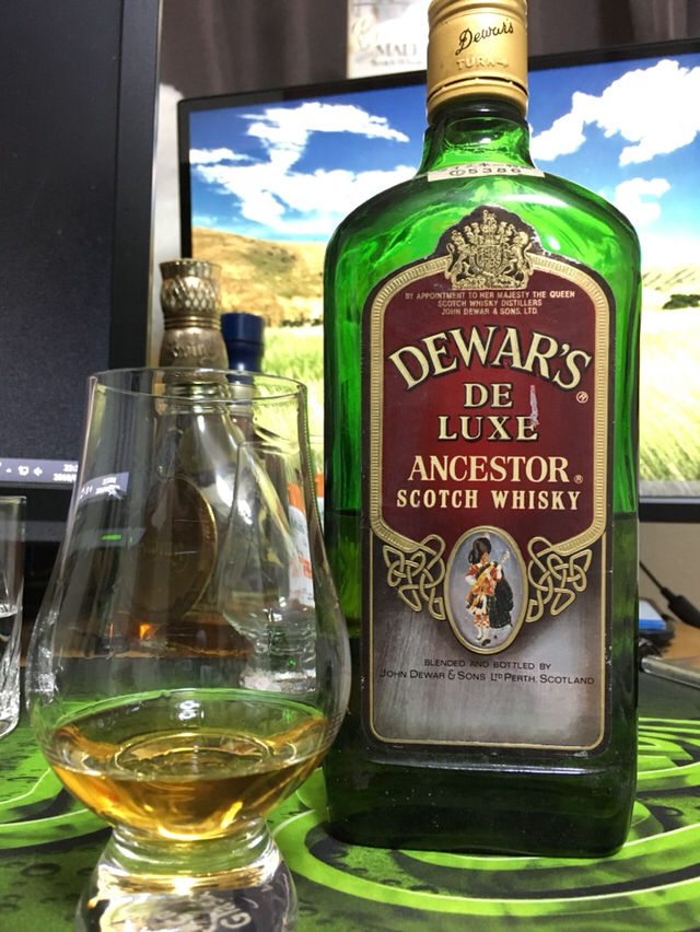 デュワーズ デラックス アンセスター 1000ml 43％ スコッチウイスキー
