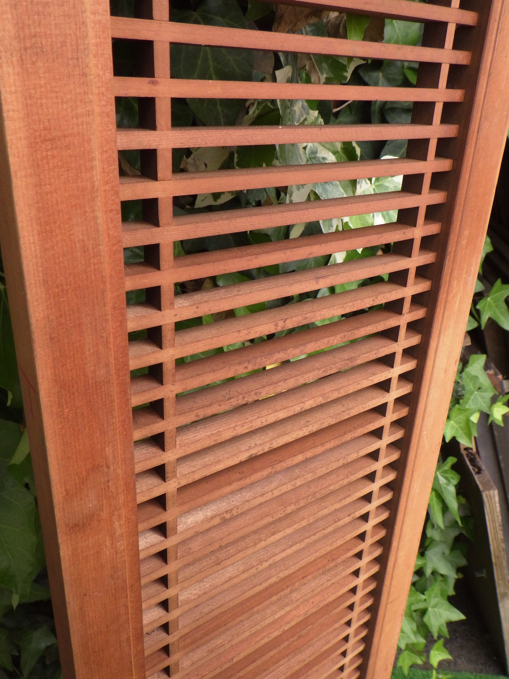 ひでしな商店 / 千本格子欄間