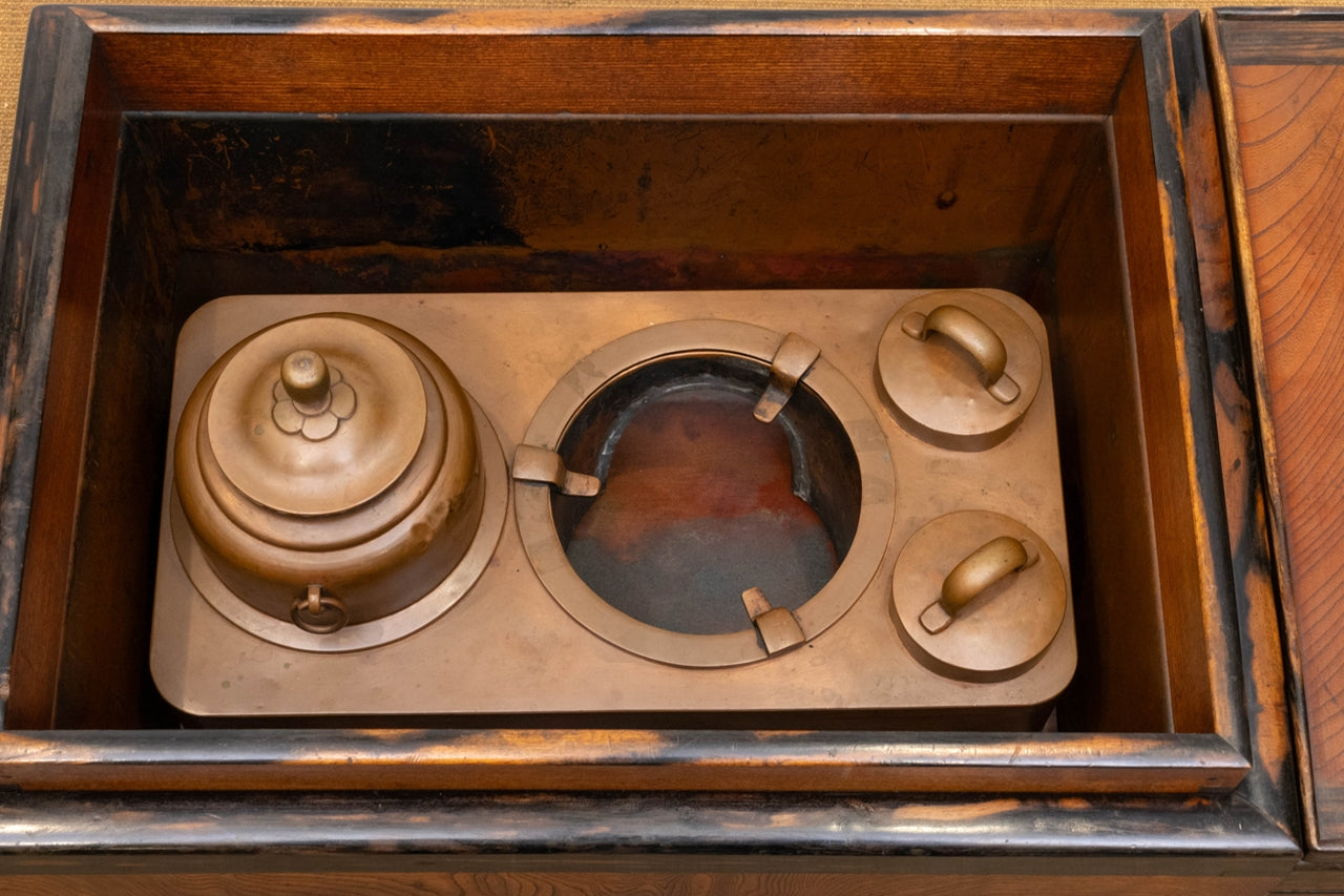 季節到来！江戸長火鉢 季節到来！江戸長火鉢