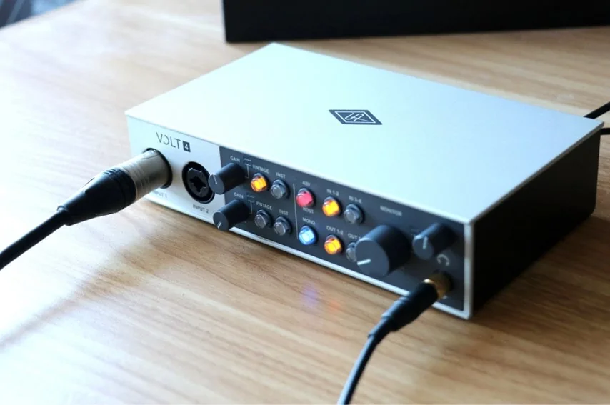 Universal Audio Volt 4をレビュー。ビンテージマイク・プリアンプ