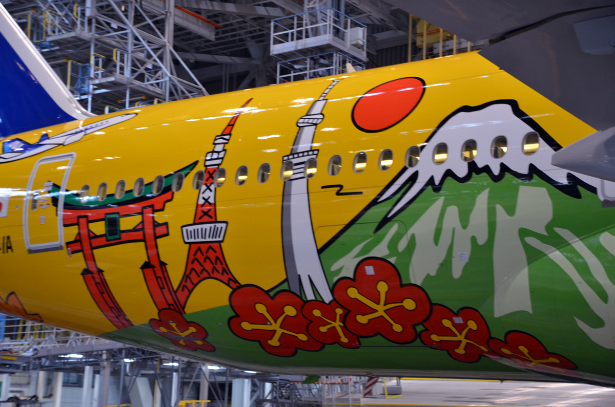 ANA、東京2020オリンピック・パラリンピックへ向けた特別塗装機「HELLO