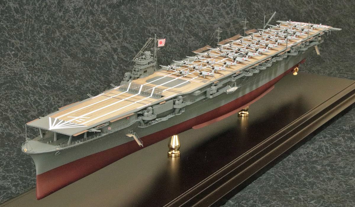 1/350航空母艦「翔鶴」完成写真 – 艦船模型製作代行モデルファクトリー