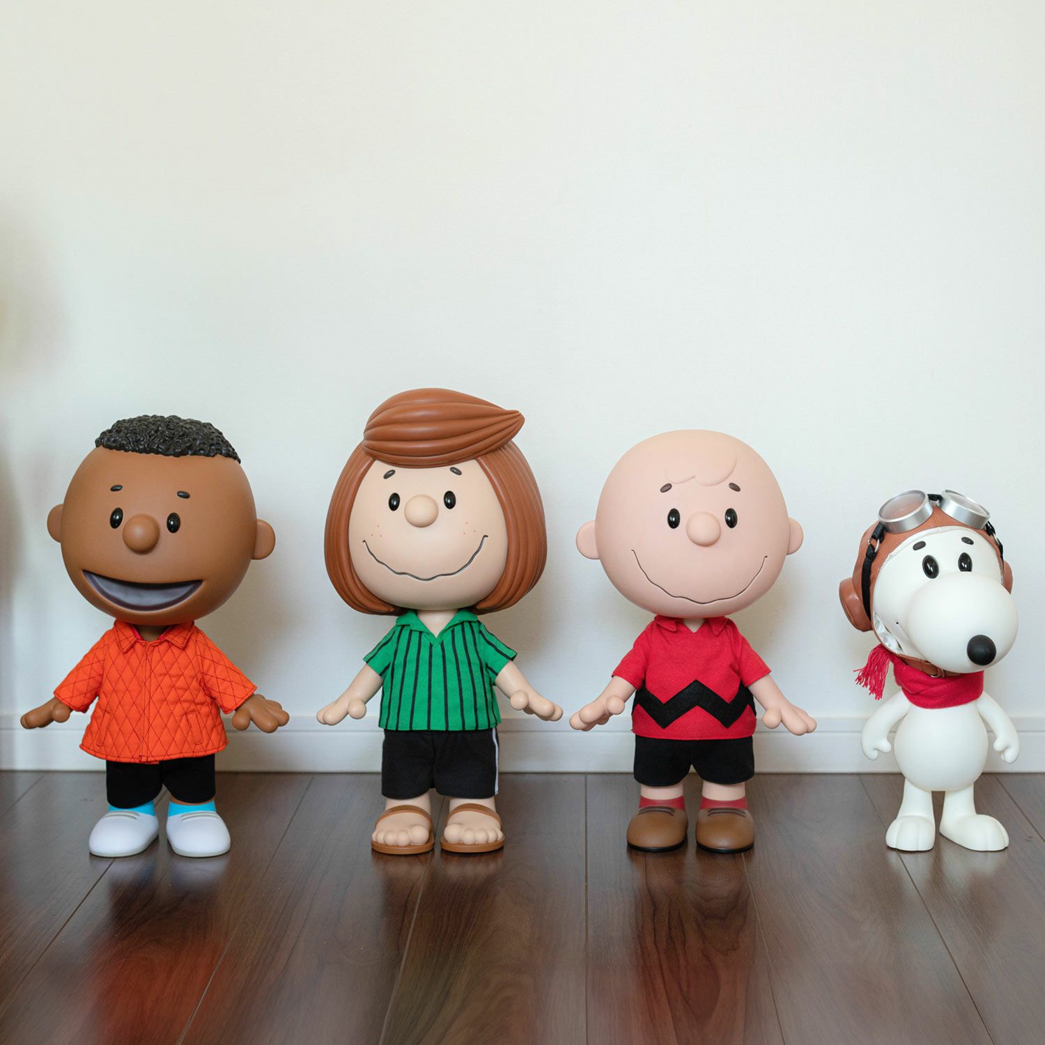 スーパー7 ピーナッツ スーパーサイズ チャーリー・ブラウン