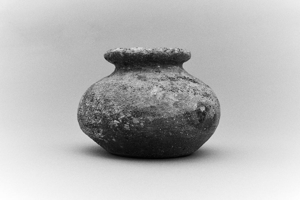 現代陶芸作家7人の“壺”が感性を刺激する「ツボる」展開催！ | ELLE