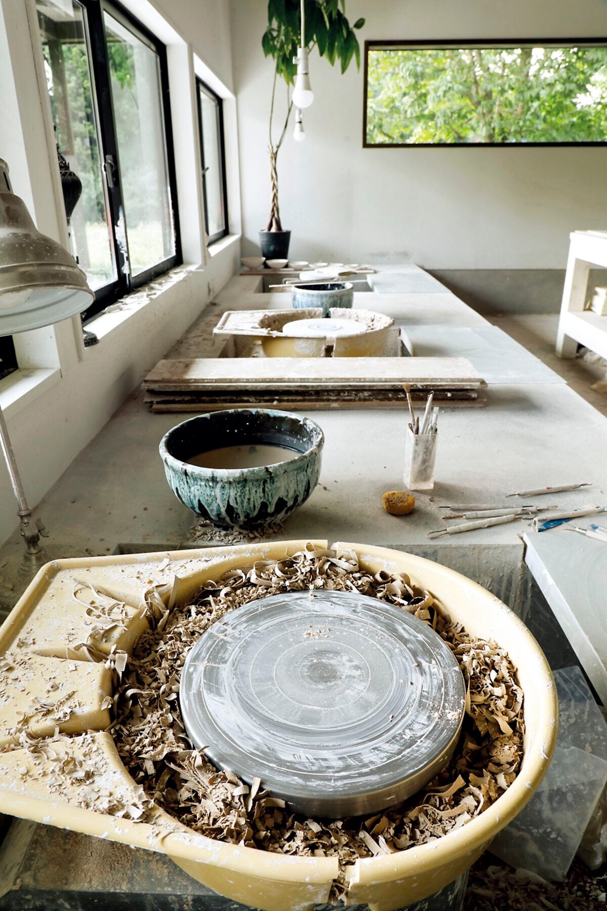 伊藤剛俊 銀箔押しのような脚付杯 洗練された形、美しいデザイン 未