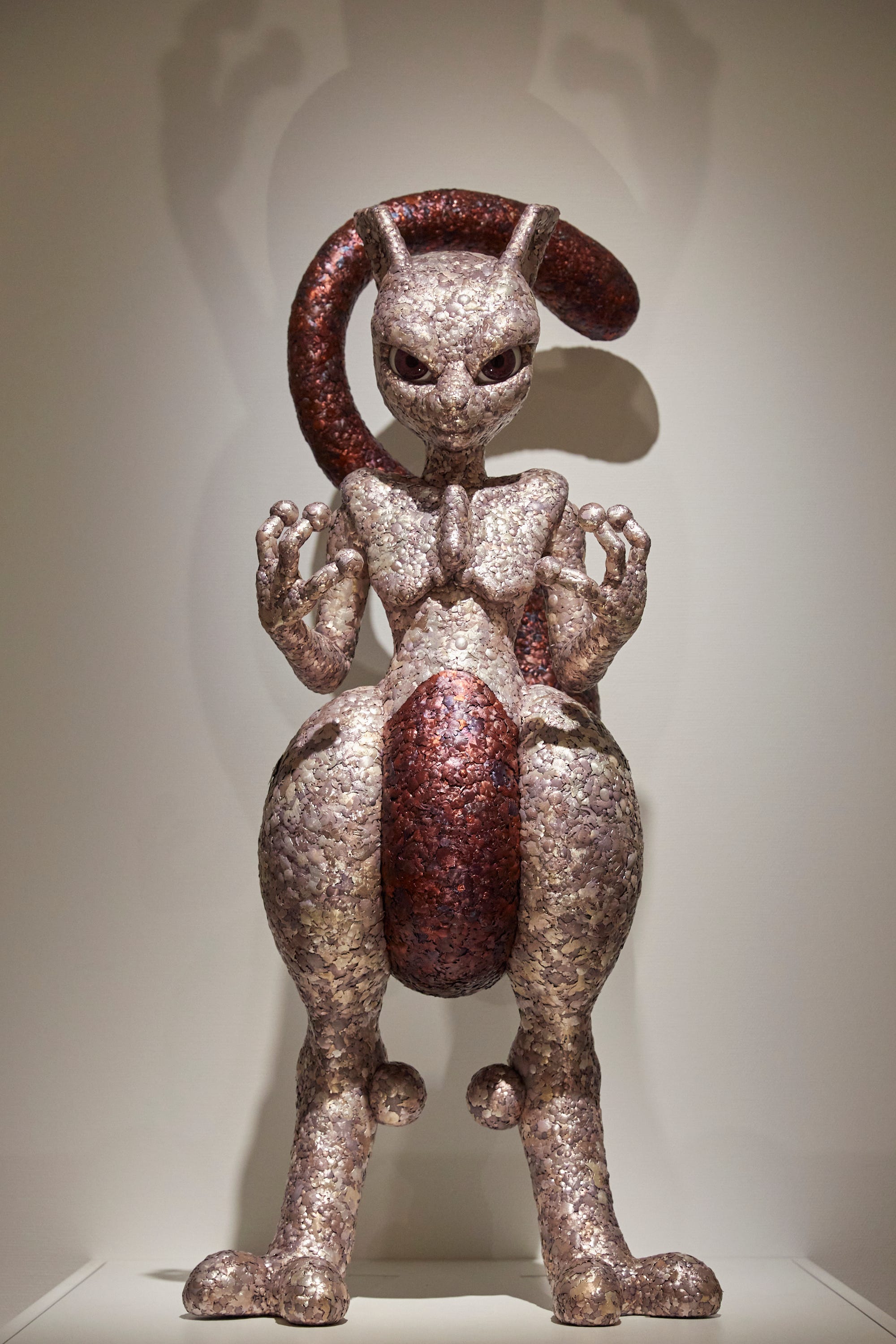 ポケモン×工芸展」ミュウツーが東京に！彫金作家・吉田泰一郎さんが