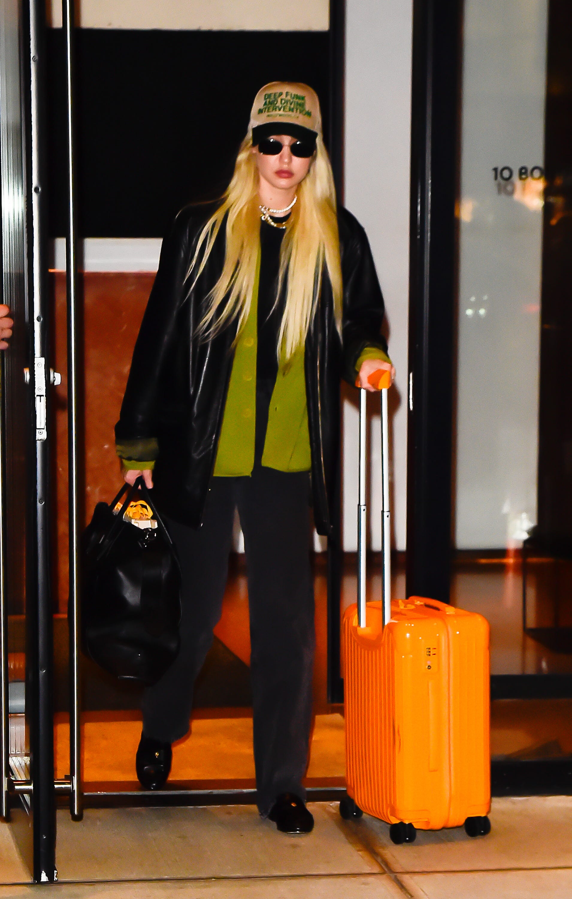 リモワ」の機内持ち込みスーツケースおすすめ13選を総覧！ モデルの