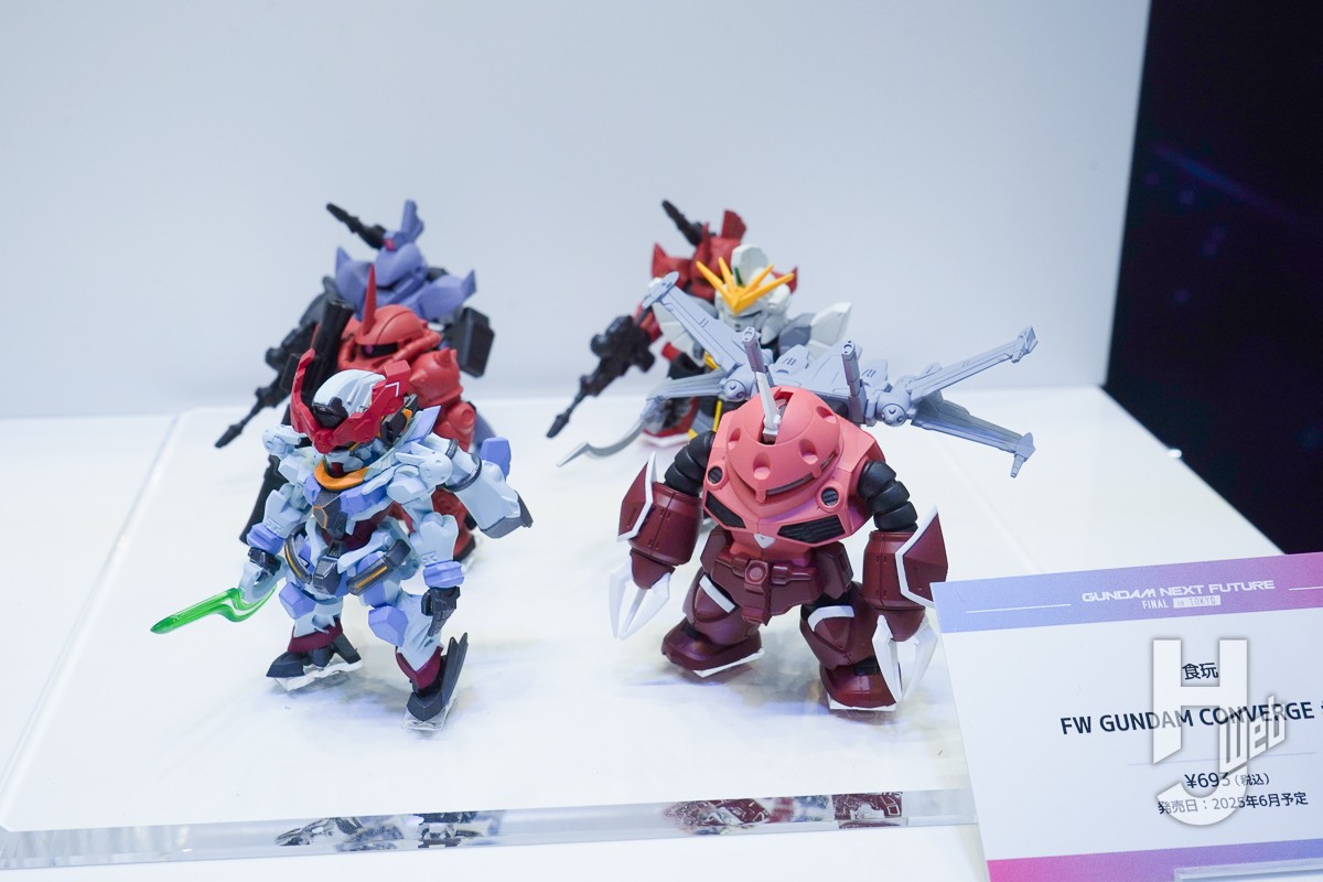 PORTRAITS マチュ＆ニャアンセット」や「限界突破 赤いガンダム