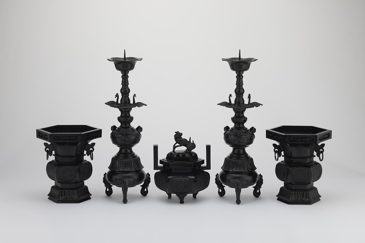 古銅製赤銅大明仙徳瓢箪型高盛彫刻蜻蛉蔦紋置物一輪挿し花器筆立