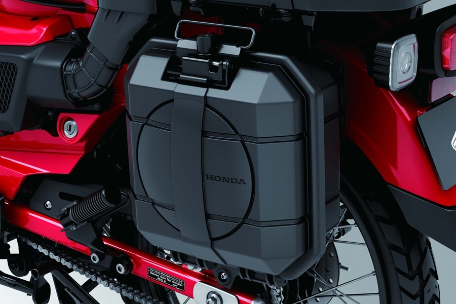 サイドボックス (25&26ym CT125・ハンターカブ): 純正アクセサリー