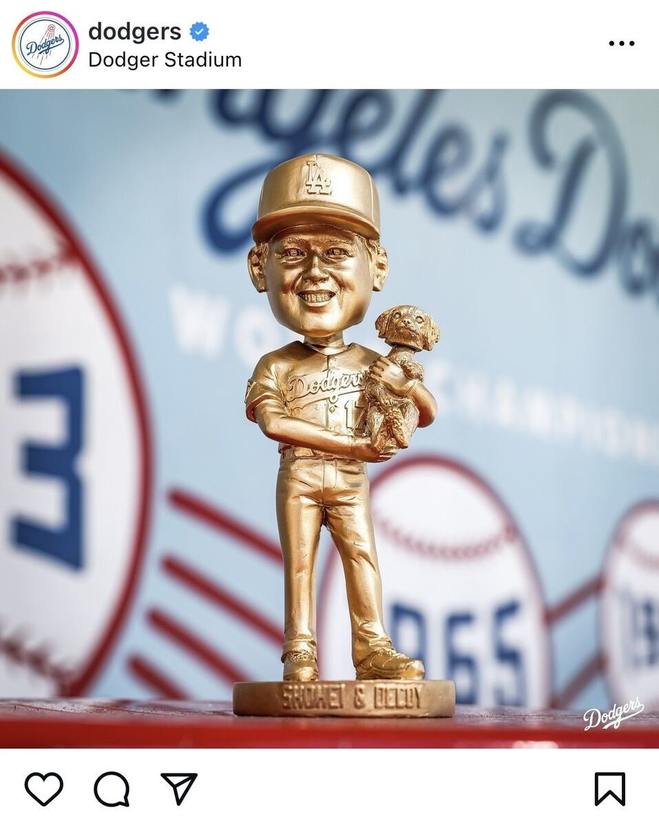 大谷翔平 ボブルヘッド 金 デコピン 大谷翔平＆デコピンのボブルヘッド