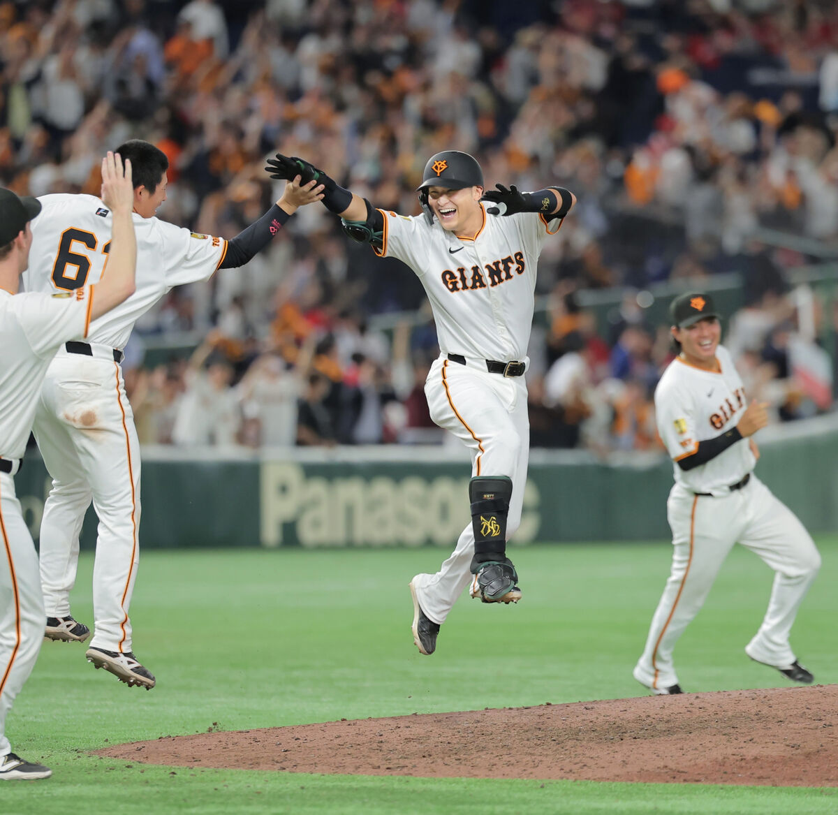 12回サヨナラ打の巨人・吉川尚輝を「選手としても人間としても尊敬し