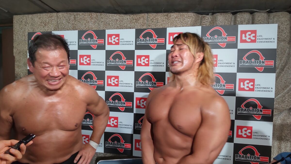 棚橋弘至、藤波辰爾の50周年記念試合で勝利し涙…「藤波さんを目標に