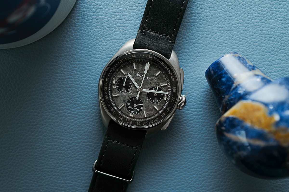 ブローバ ルナ パイロット クロノグラフ 96A312 メテオライトダイヤル