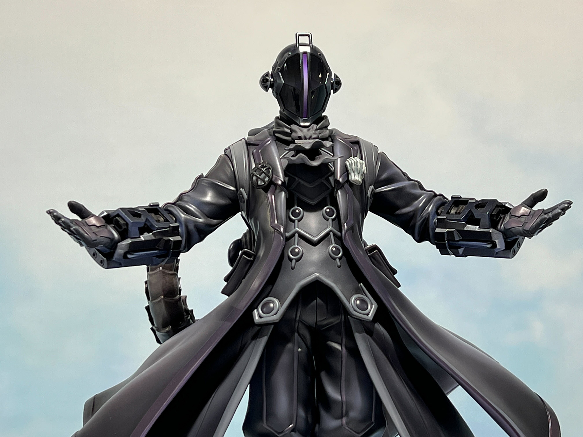 キューズQ ボンドルド フィギュア Amazon.co.jp: メイドインアビス