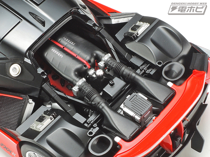 世界の憧れ！サーキット走行専用の「フェラーリ FXX K」がタミヤ1/24