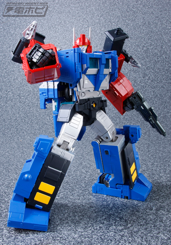 マグナス」を纏いし勇者。今、偽りは新たな伝説となる