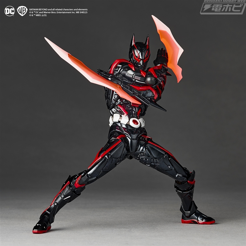 ハイテクスーツがかっこいい！バットマンビヨンドが「リボルテック