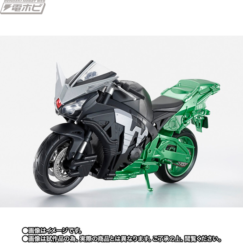 街を駆ける仮面ライダーWの相棒・ハードボイルダーの「S.H.Figuarts