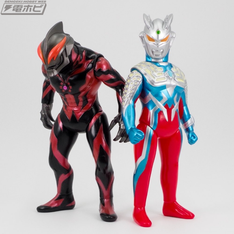 ブルマァクの伝統を受け継ぐソフビモデルの「ウルトラマンゼロ」と