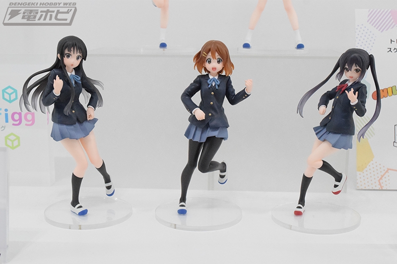 けいおん！』トレーディング仕様のノンスケールフィギュアや『まほあこ