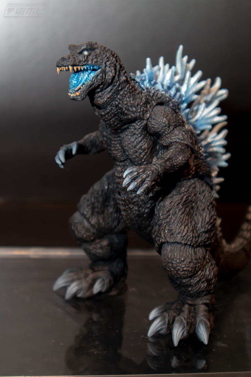 S.H.MonsterArts ゴジラ（2001）放射熱線Ver. 新 モデル s.h.