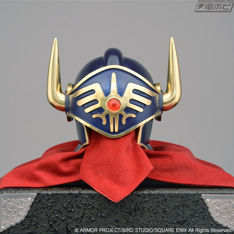 ドラゴンクエスト』伝説のロト装備した五月人形「ロトの兜飾り」や