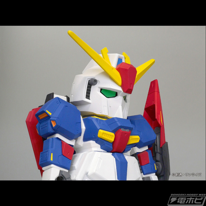 機動戦士Zガンダム』ZガンダムがジャンボソフビフィギュアSDシリーズに