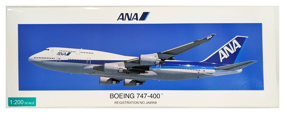 ANA Boeing 747-400 最終フライトモデル 1:200 ANA Boeing 747-400